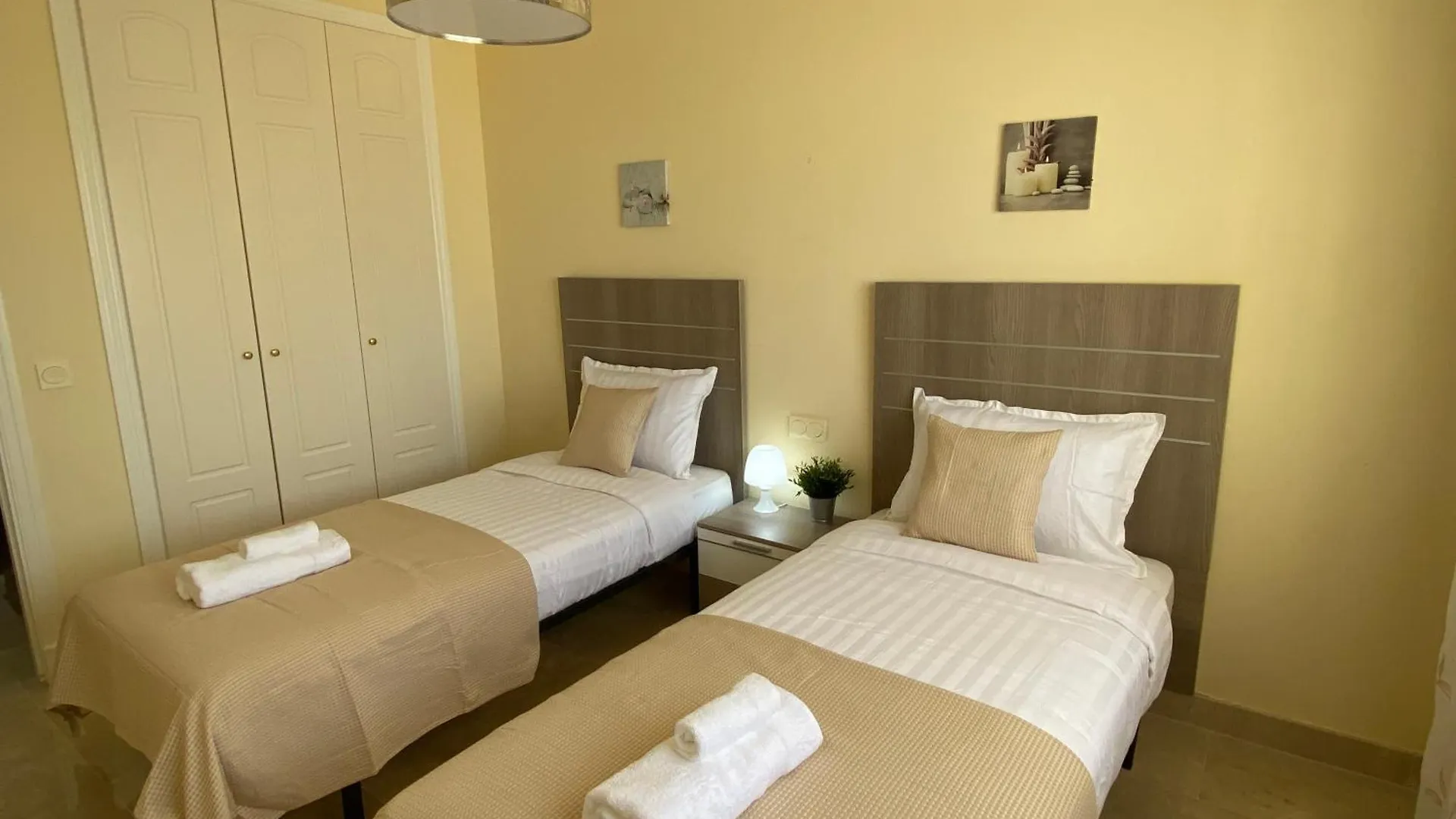 Golf, Relax And Explore Apartment Manilva