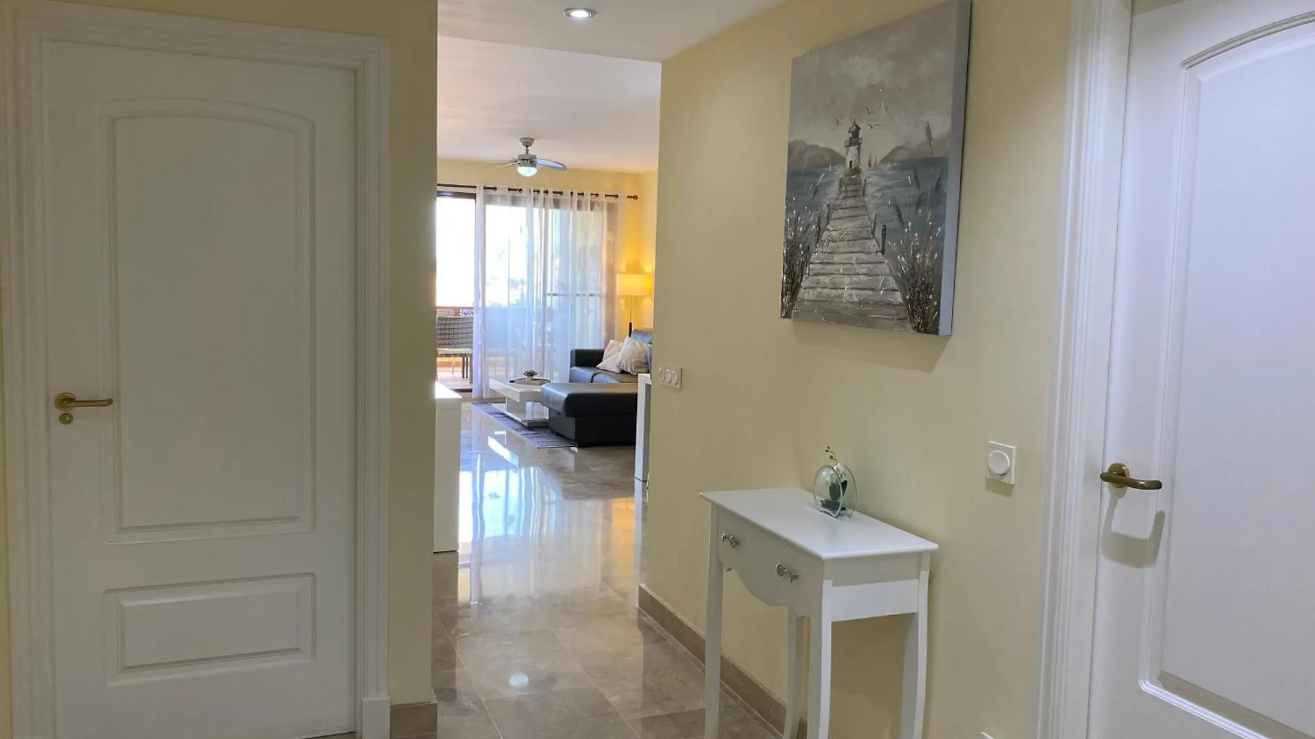 Golf, Relax And Explore Apartment Manilva
